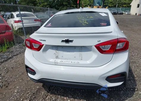 2018 Chevrolet Cruze Lt Auto z USA, uszkodzony, nr VIN 1G1BE5SM0J7114492